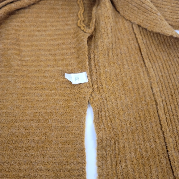 LK Luv Split side open front Mustard cardigan size medium - Picture 10 of 12